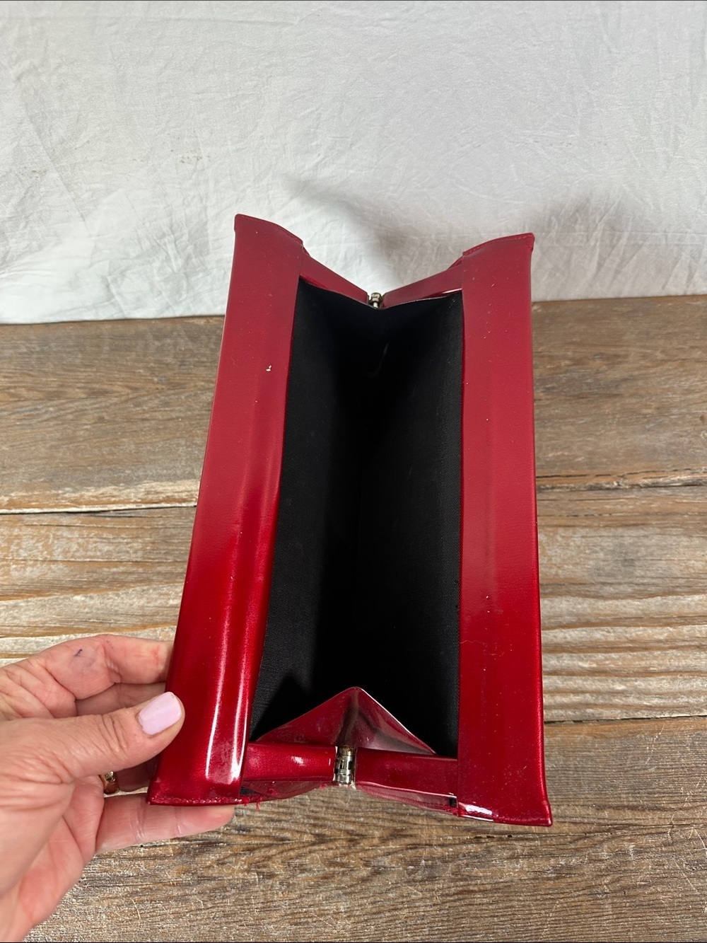 Shiny Red Patent Leather Clutch - Picture 3 of 8